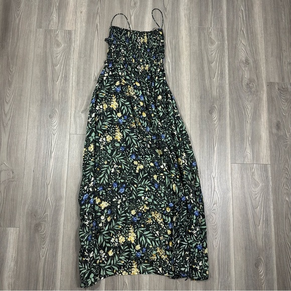 ASTR Black Floral Stasia Maxi Dress M Open Back Leg Slit Pockets NWT - Picture 1 of 9